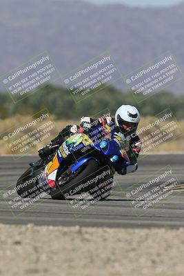 media/Oct-13-2025-Moto Forza (Mon) [[a66d839500]]/3-B Group/Session 3 (Turn 16)/